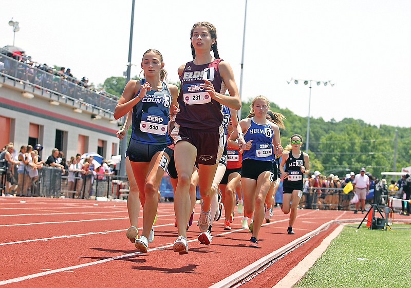 Eldon’s Zoe Martonfi leads a group of runners during the girls 1,600-meter run Saturday in the Class 3 track and field state championships at Adkins Stadium. (Greg Jackson/News Tribune)