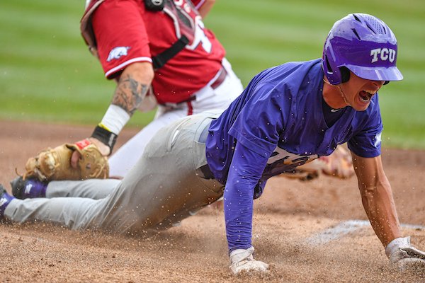 Arkansas vs. TCU at NCAA Fayetteville Regional: How to watch and listen, forecast, team comparisons