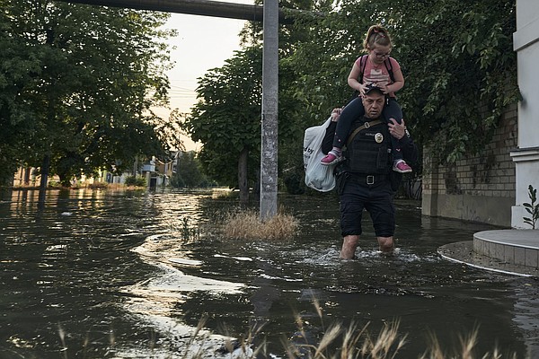 Ukraine rushes drinking water to flooded areas as environmental damage mounts from dam break - Vimarsana News