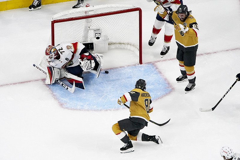 NHL playoffs: Panthers oust record-setting Boston Bruins