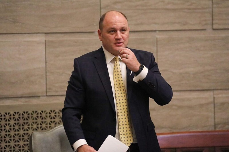 State Sen. Denny Hoskins, R-Warrensburg, speaks in the Missouri Senate during the 2021 legislative session (Senate Communications photo)