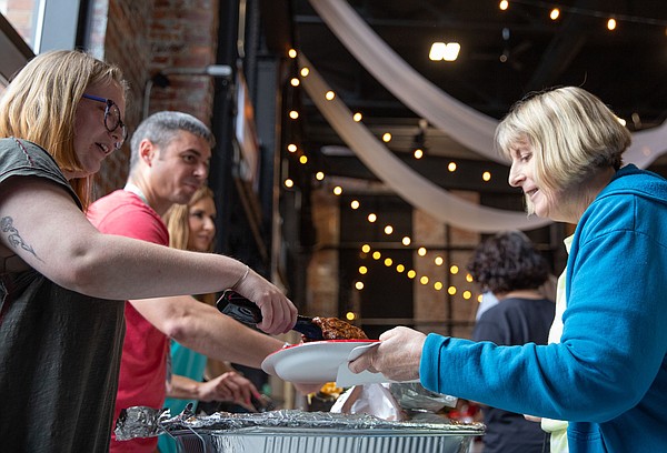 Inaugural barbecue fundraiser focuses on foster care system - Vimarsana News
