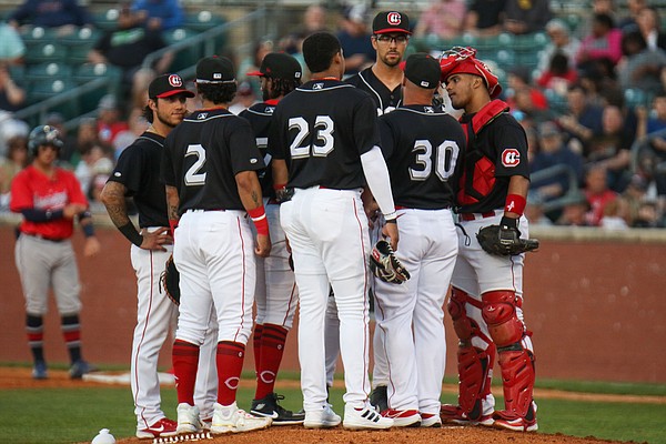 File:Mississippi Braves players wearing jerseys commemorating the