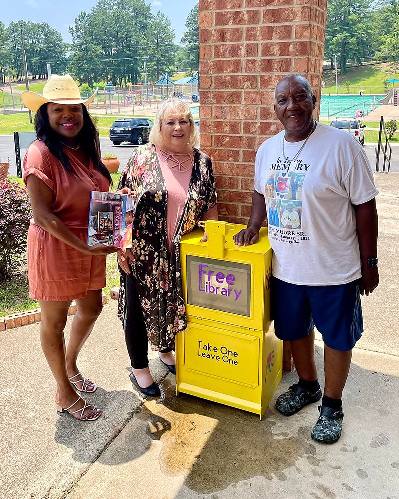 Free libraries popping up in Camden Camden News