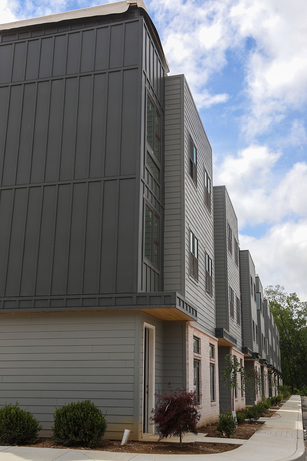 Townhomes for sale near Chattanooga Red Wolves stadium Chattanooga