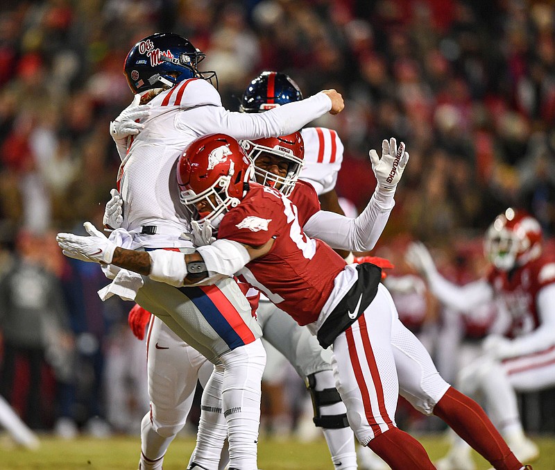 WholeHogSports - Super Bowl has SEC, Razorback ties