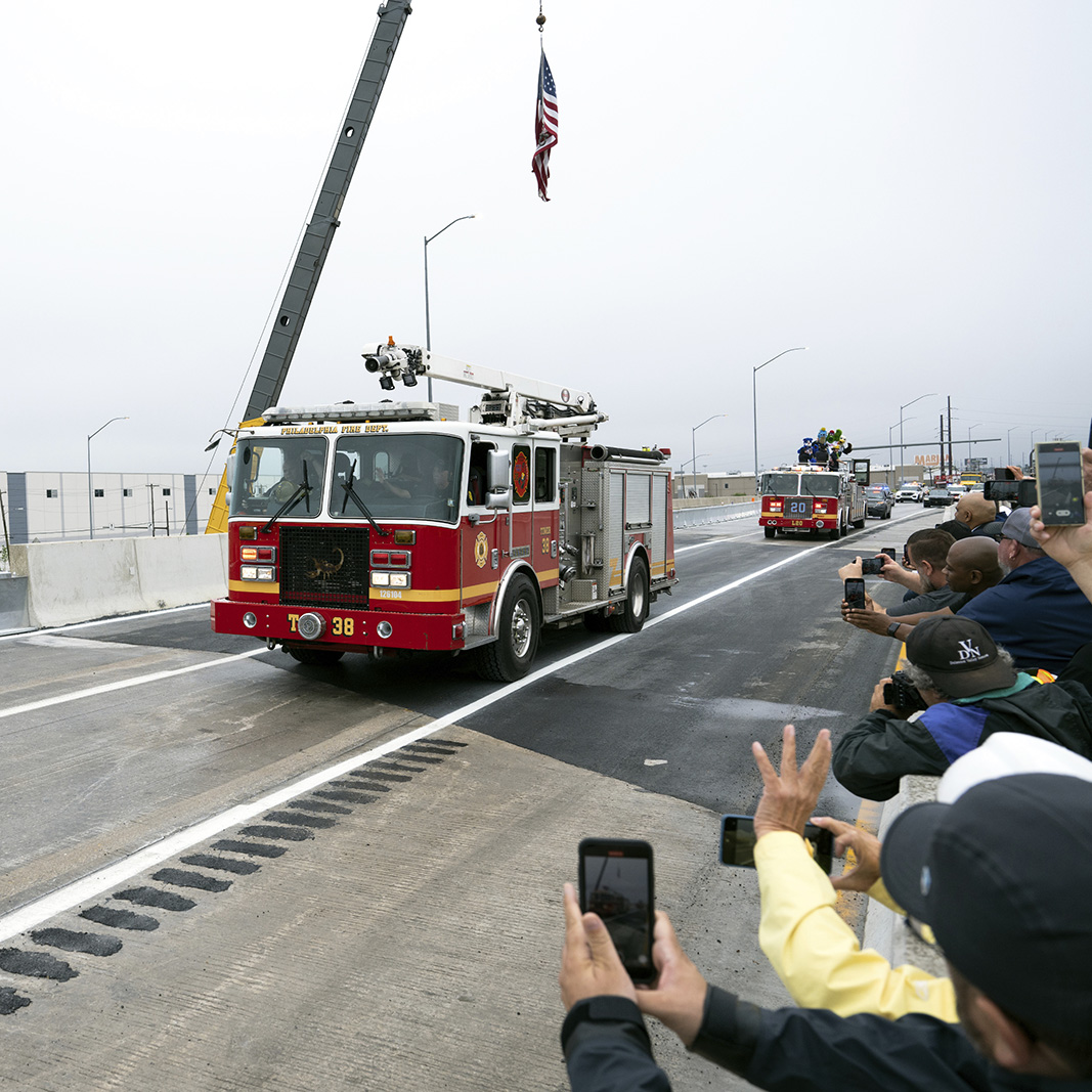 Philadelphia Sports Mascots First to Cross Repaired I-95 Bridge