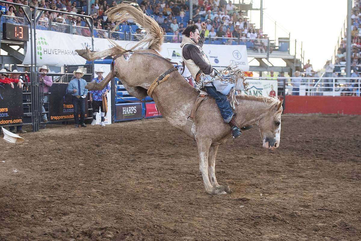 Heavner Rodeo Ark RODEO OF THE OZARKS: McGehee continues to compete despite serious ...
