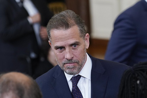 Hunter Biden, Lunden Roberts, settle Arkansas child support cas - Vimarsana News