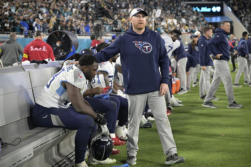 Titans O-lineman among latest NFL players suspended for gambling