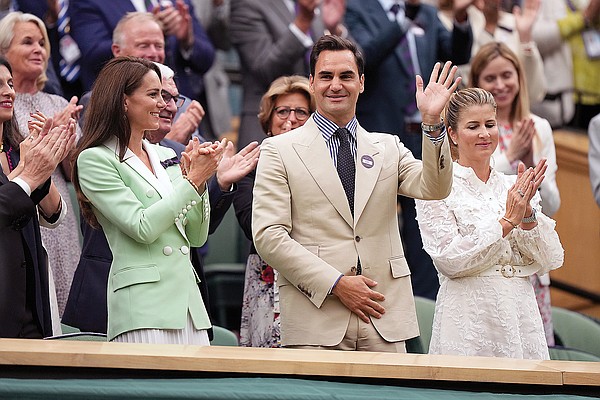 Federer receives standing ovation at Wimbledon ceremony | Fulton Sun