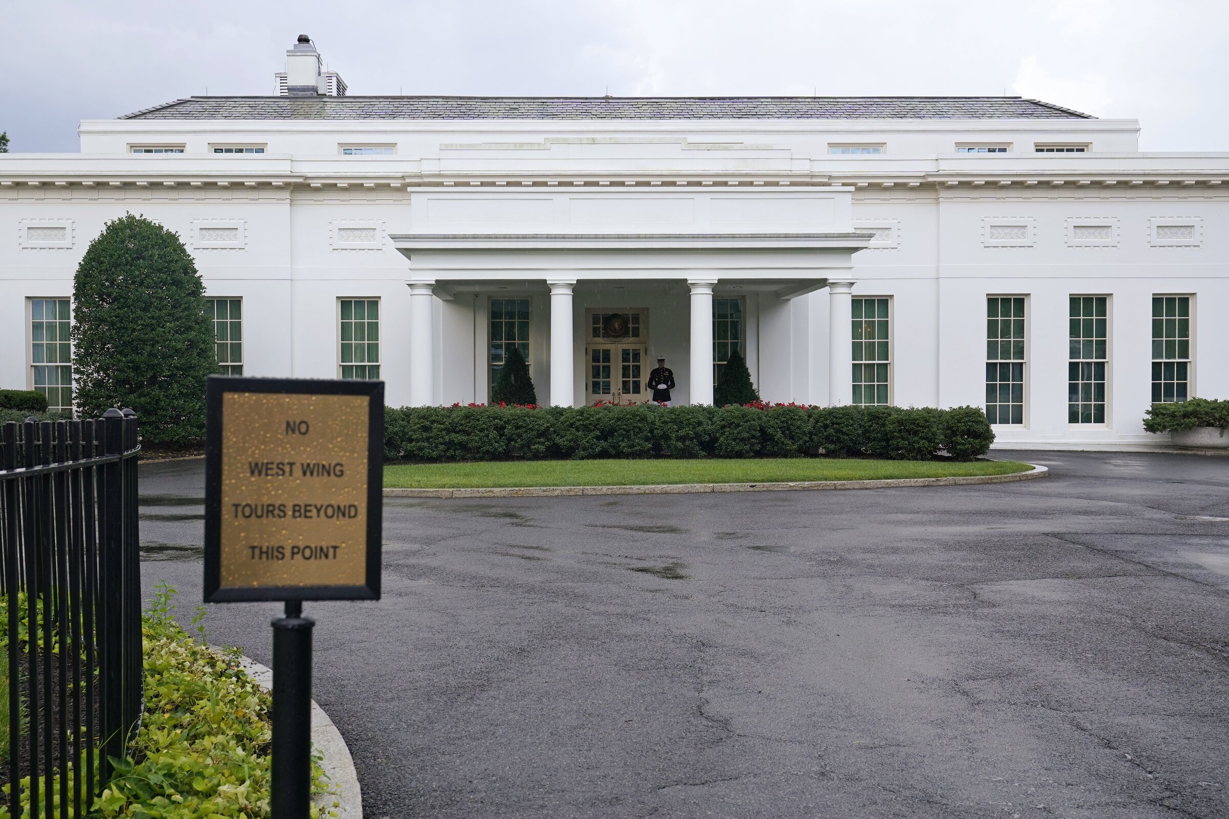 The nation in brief: West Wing cocaine find investigated - Vimarsana News