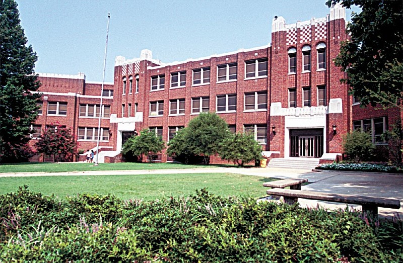 Dunbar Magnet Middle School in Little Rock is shown in this July 17, 1999 file photo, when it was called Dunbar Junior High School. (Arkansas Democrat-Gazette file photo)