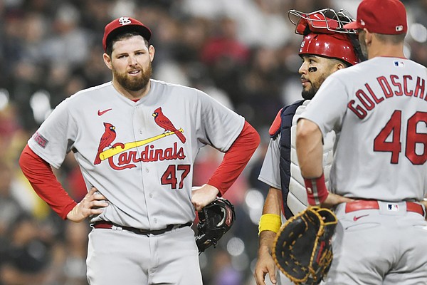 Cardinals starter Montgomery leaves game with apparent hamstring injury