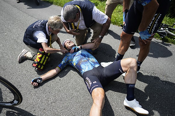 Cavendish crashes out of Tour de France in last attempt at outright ...