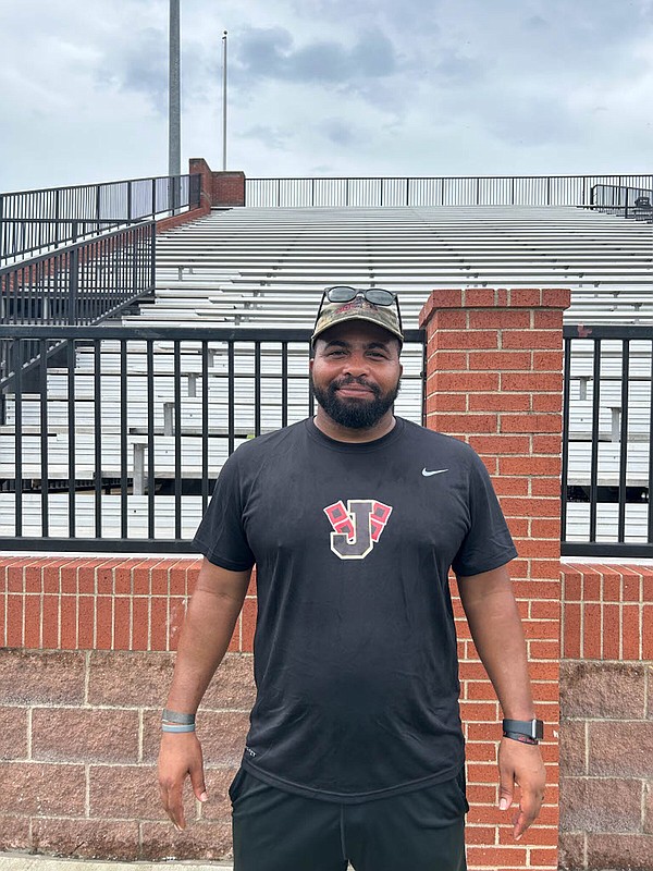 PREP FOOTBALL: George an easy choice for Jonesboro - Vimarsana News