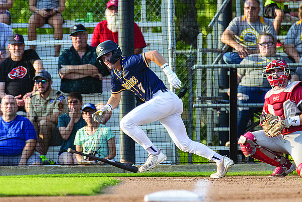 Outlaws hold off Renegades - Vimarsana News