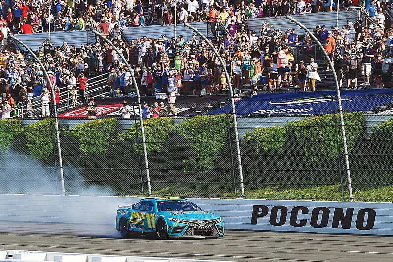 Pocono Raceway boasts its largest NASCAR crowd in more than a decade