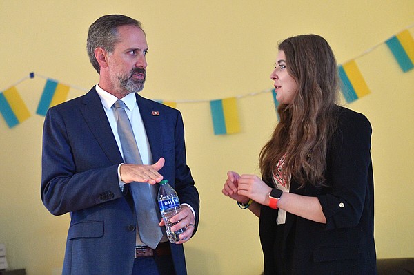 Ukrainian student addresses war and democracy at UA Ukrainian student addresses war and democracy at UA
