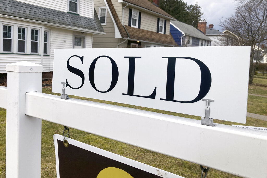Fed rate affects interest, UA economist explains