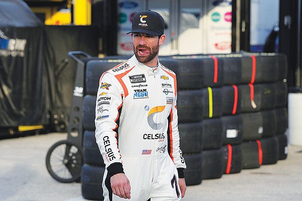 LaJoie signs contract extension to stay with Spire Motorsports LaJoie signs contract extension to stay with Spire Motorsports