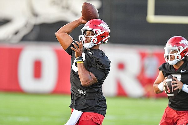 WholeHogSports - Former Hog to play in Super Bowl