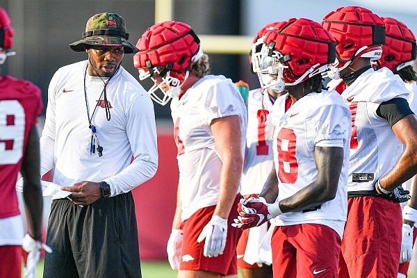 WholeHogSports - VIDEO: Players meet with media after 11th spring practice