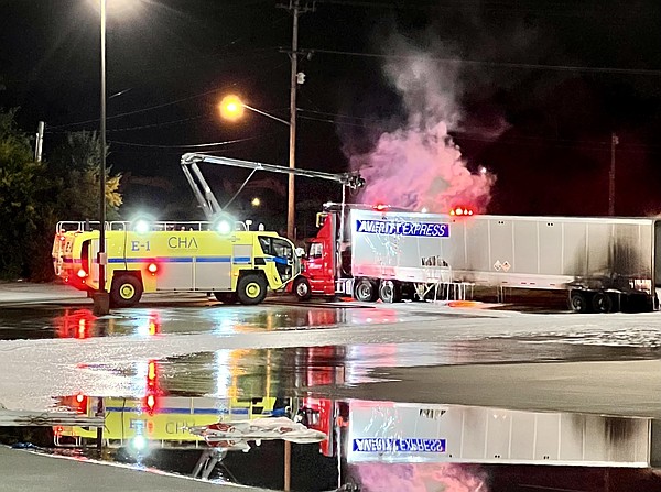 Residents ordered to evacuate after chemical fire near East Ridge shuts down I-24 - Vimarsana News