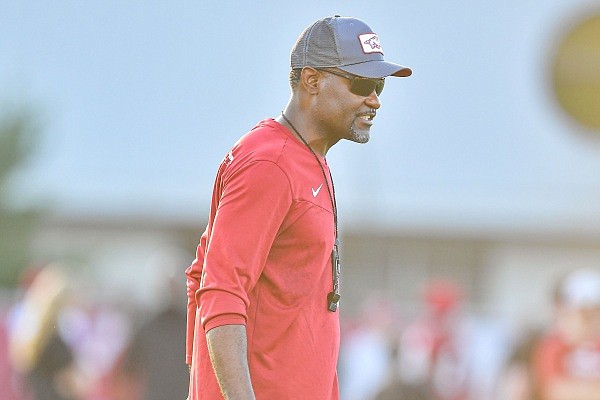 Alabama Baseball has first practice under new coach 