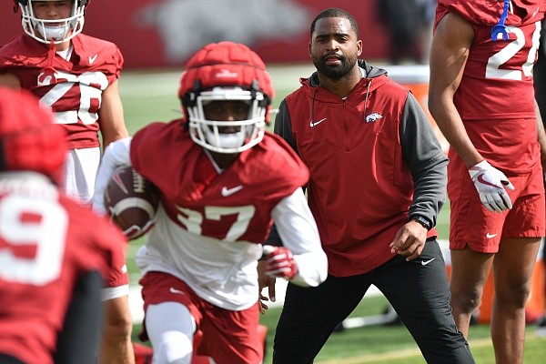 Big 12 transfer defensive back to visit Arkansas football | Northwest  Arkansas Democrat-Gazette