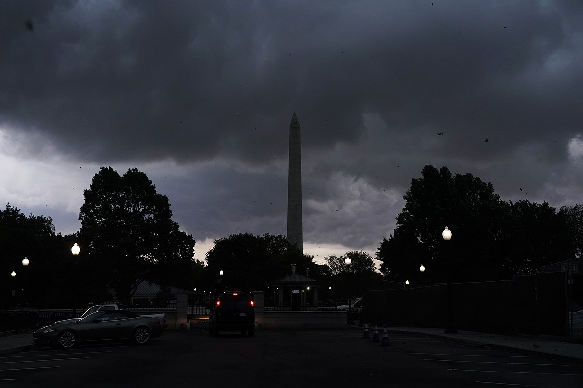 Powerful storm kills 2 people and leaves 1.1 million without power in ...