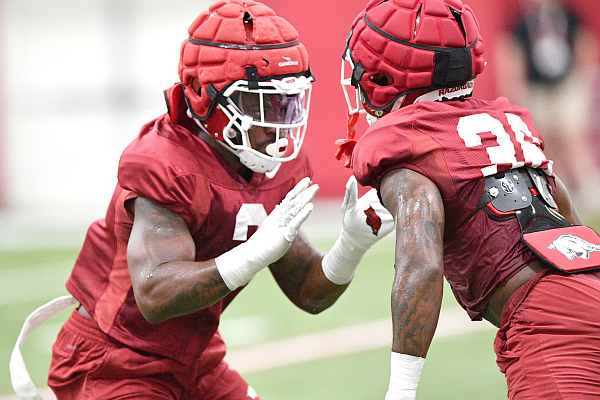 Houston-area football teams hit the field for first practice day