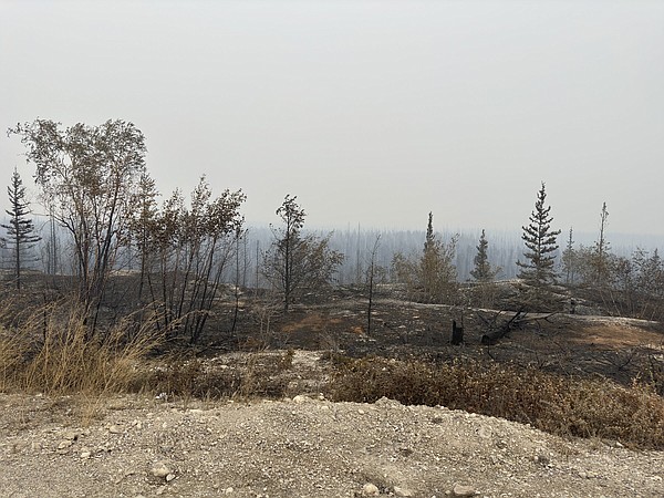 Fire forces Northwest Canadians to flee - Vimarsana News