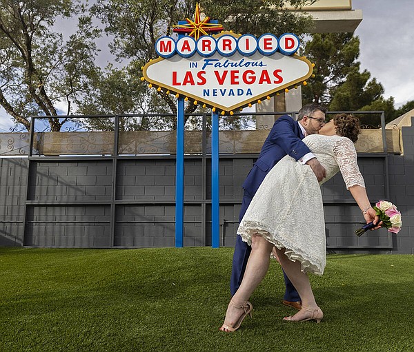'Wedding Capital of the World' lifted by Vegas' chapels - Vimarsana News
