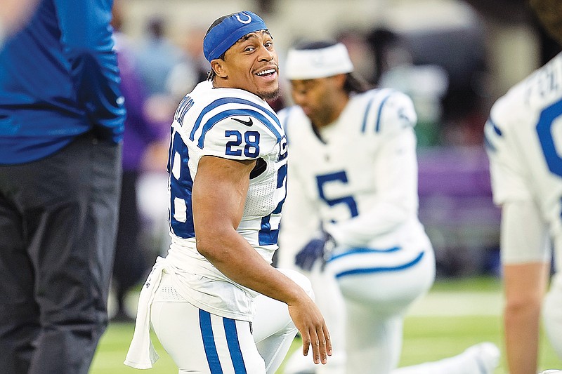 Indianapolis Colts SHOULD Trade Johnathan Taylor, Best NFL Preseason Games  & Should Starters Play?