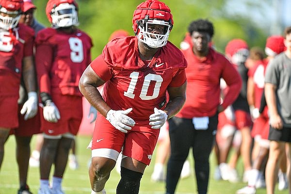 WholeHogSports - Razorback Report: Stromberg accepts all-star invitation,  bowl projections