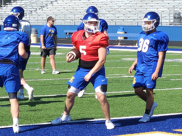 Rivals White Hall, Sheridan to face off - Vimarsana News
