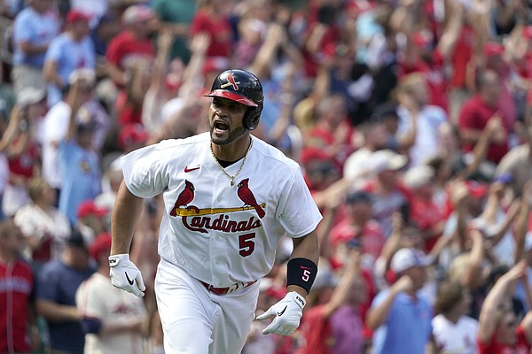 Cardinals Crush Diamondbacks as Pujols Makes History