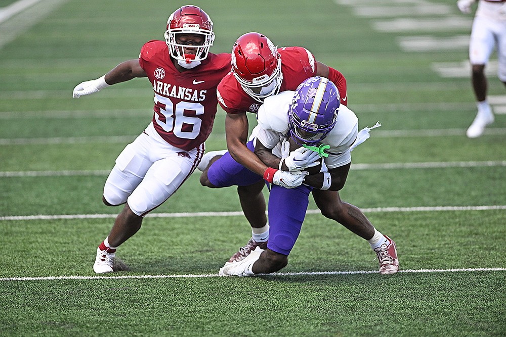 Razorbacks open with purpose, rip Western Carolina