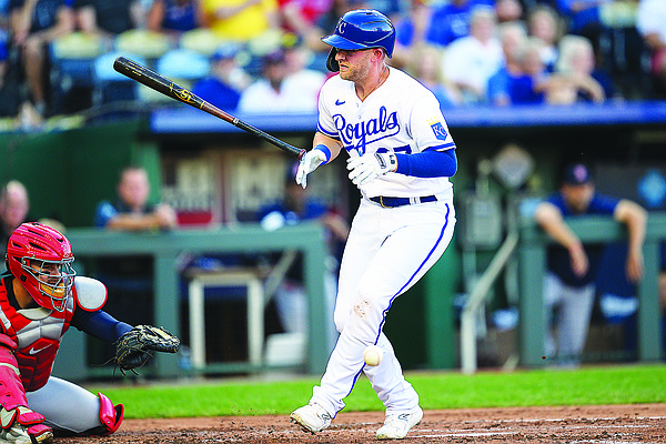 Red Sox snare 95 win against Royals