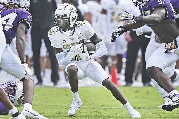 Colorado twoway star Hunter living up to his Heisman standards Colorado twoway star Hunter living up to his Heisman standards
