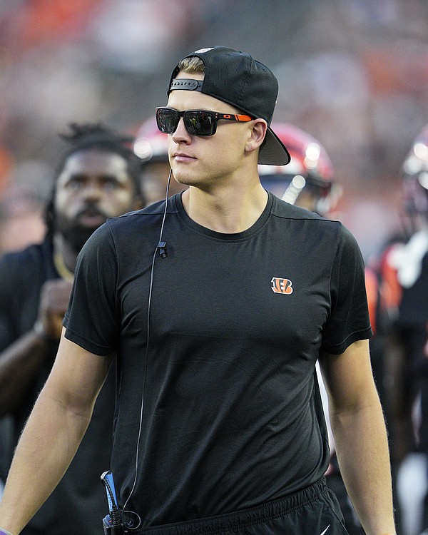 Bengals QB Burrow becomes NFLs highestpaid player with 275 million deal Bengals QB Burrow becomes NFLs highestpaid player with 275 million deal