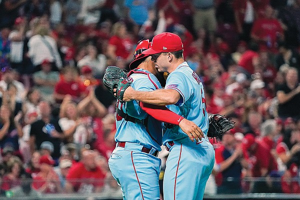 Willson Contreras catching again in quick Cardinals about-face