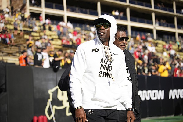 Colorado State coach pokes at Sanders for wearing hat, sunglasses before game - Vimarsana News