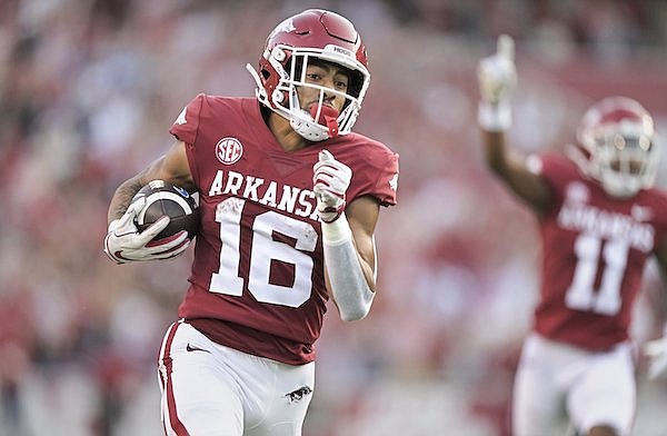LIVE UPDATES: Hogs host BYU in first night game of '23 - Vimarsana News