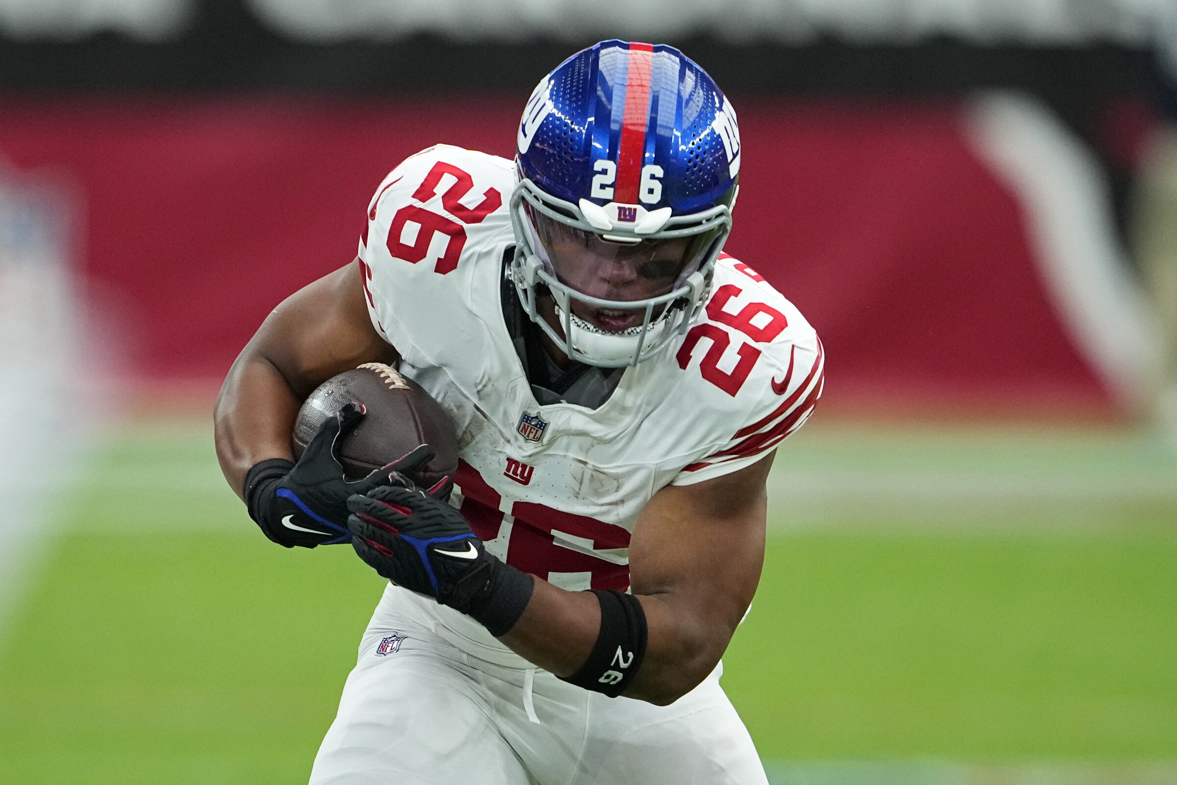 Giants ride Daniel Jones, Saquon Barkley during second-half comeback