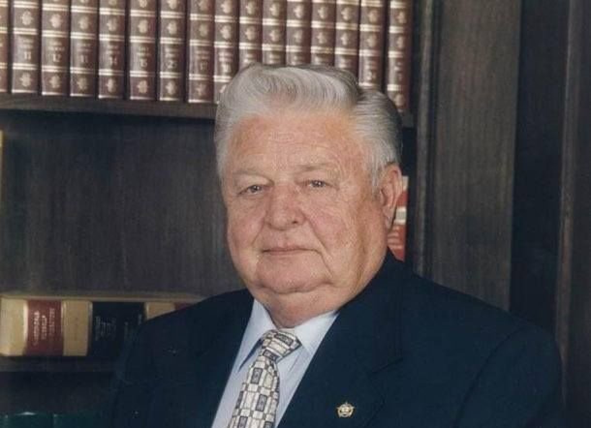 Associates remember longtime coroner Hester