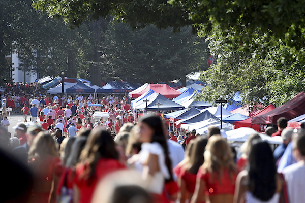 TV talk: Arkansas-Ole Miss draws night game, Southwest Classic details finalized