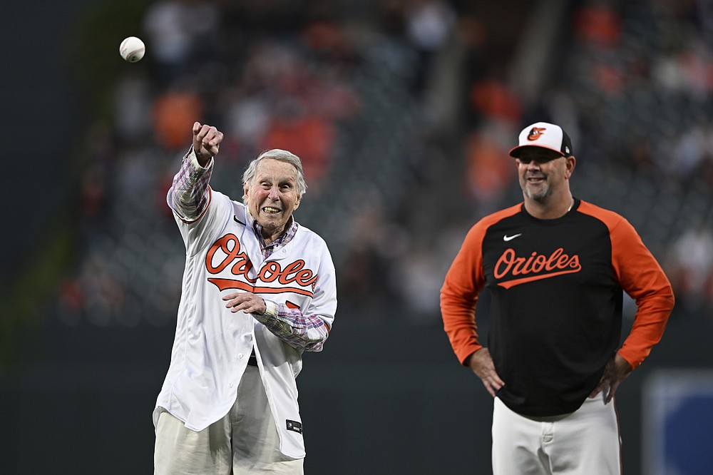 Little Rock native, Baseball Hall of Famer Brooks Robinson dies at 86