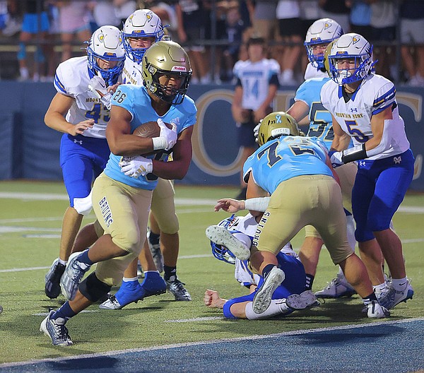 PREP FOOTBALL: Bruins bounce back, take down Bombers